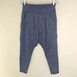 Lululemon Heathered Blue/Grey  Harem Cropped High Rise Pants 4